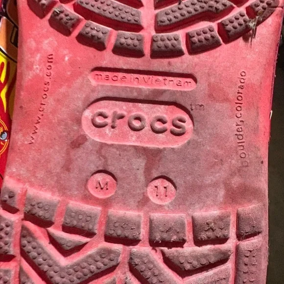 Men’s Lightening McQueen CROCS - Picture 3 of 5